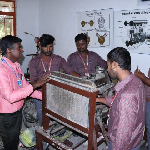 AUTO 4