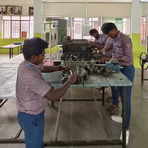 AUTO 6